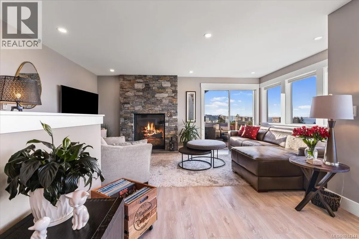 5079 Vista View Cres