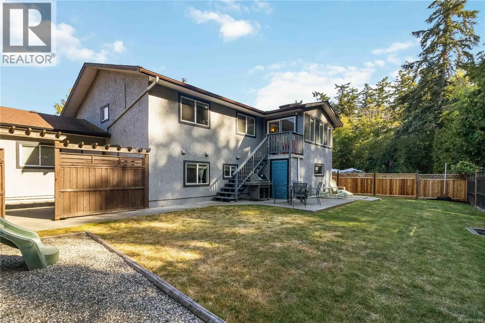 4254 Eastridge Cres