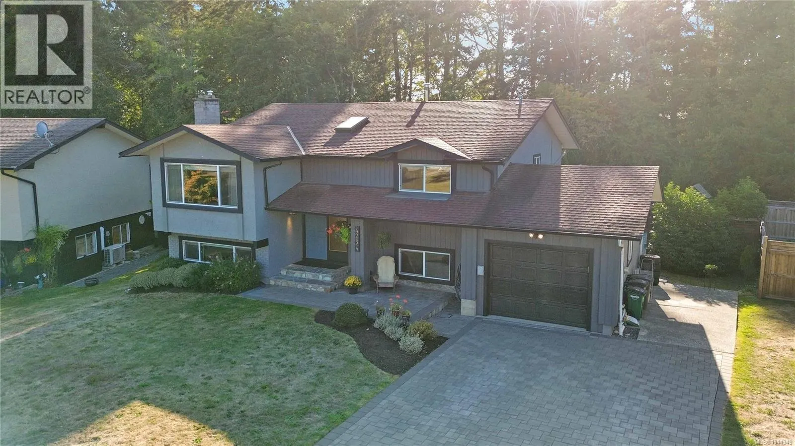 4254 Eastridge Cres