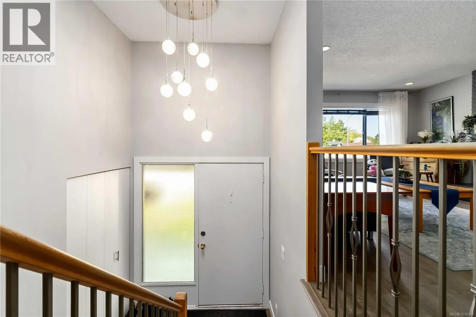 4254 Eastridge Cres