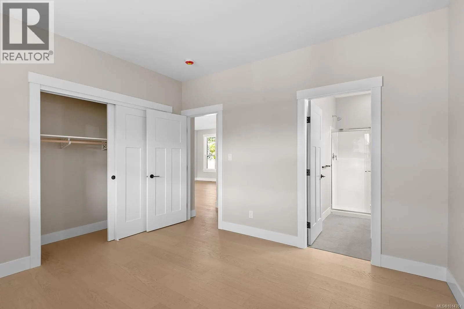 212 Oak Lane