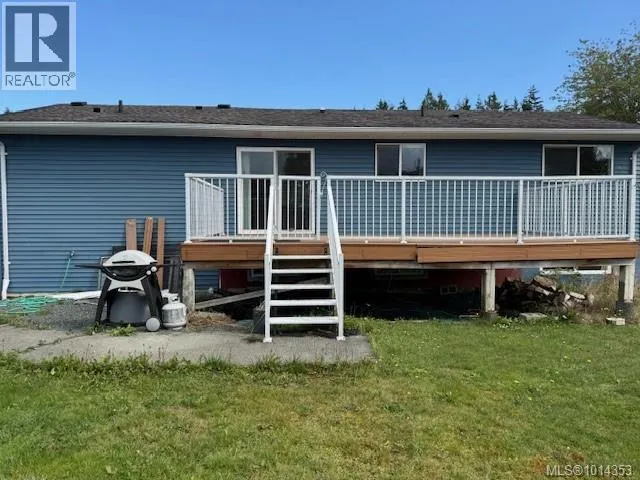7370 Thunderbird Way