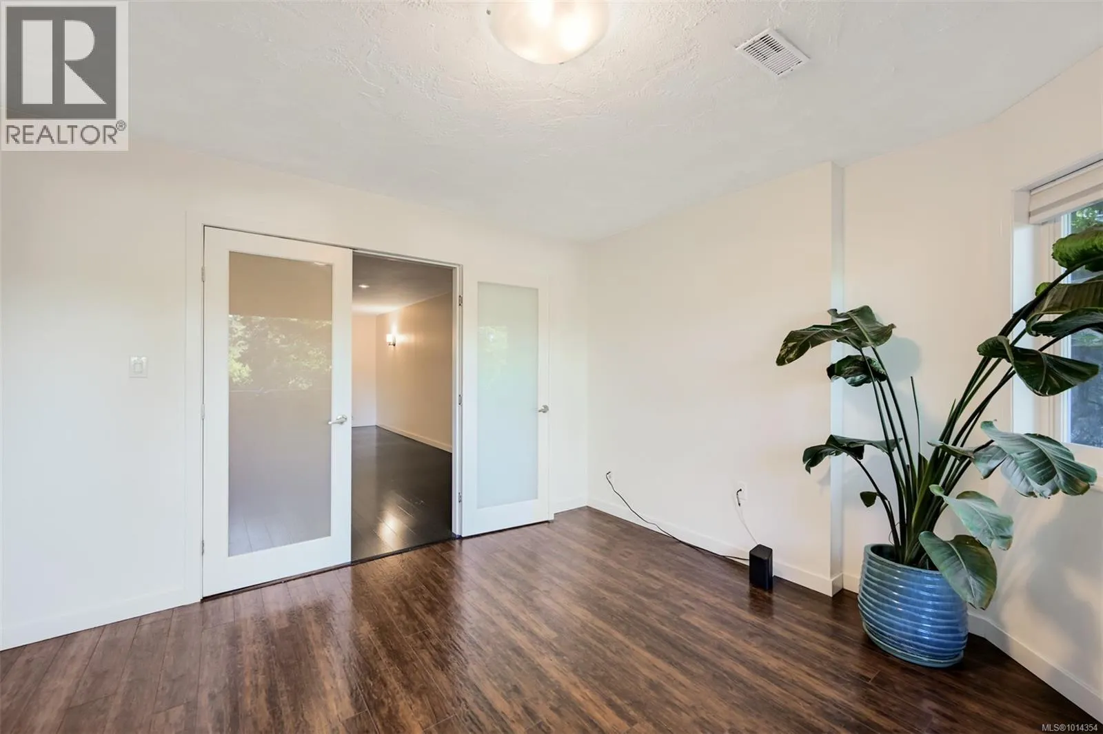 2177 College Pl