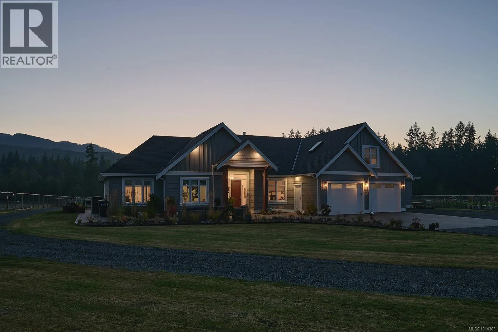 1085 Alpine View Pl