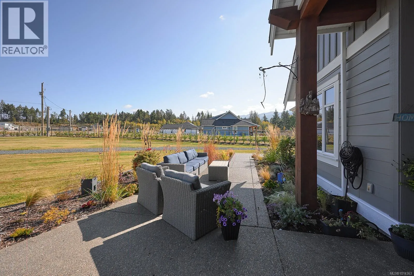 1085 Alpine View Pl
