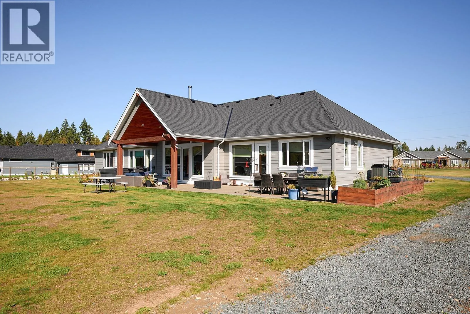 1085 Alpine View Pl