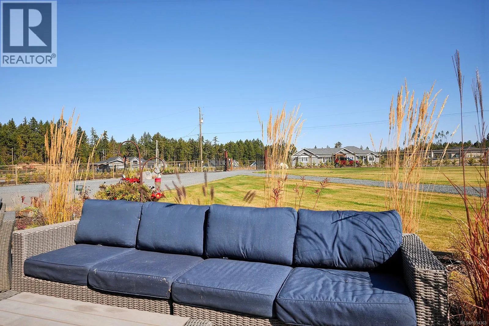 1085 Alpine View Pl