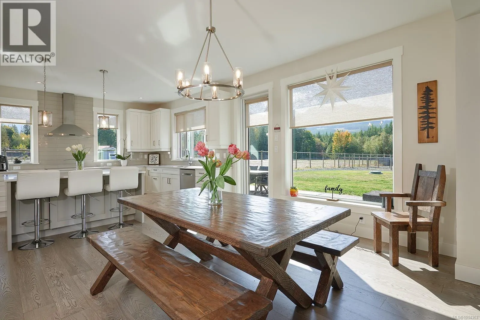 1085 Alpine View Pl