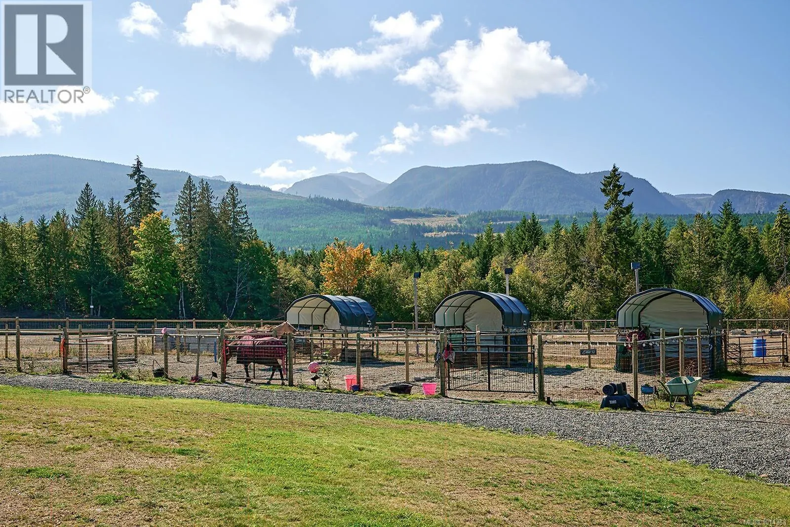1085 Alpine View Pl