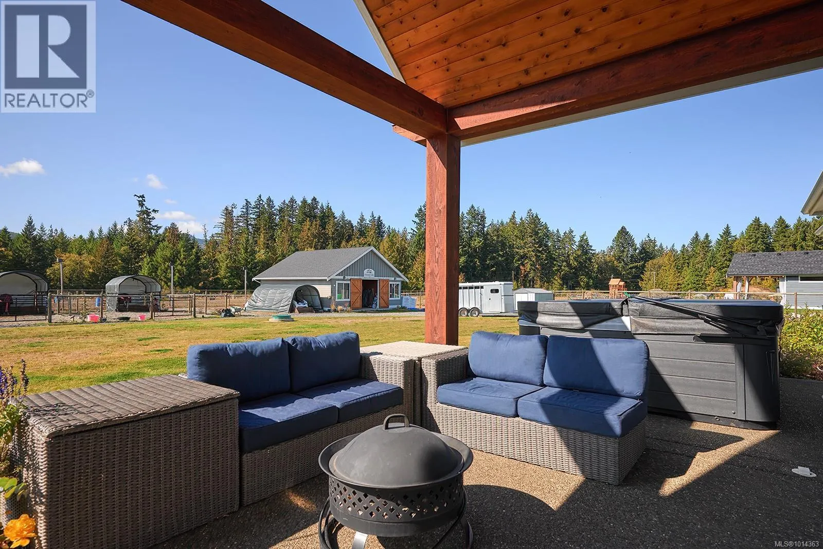 1085 Alpine View Pl