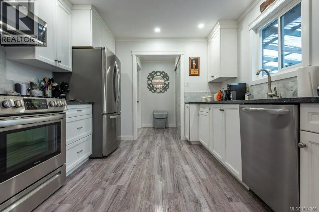108 McPhedran Rd