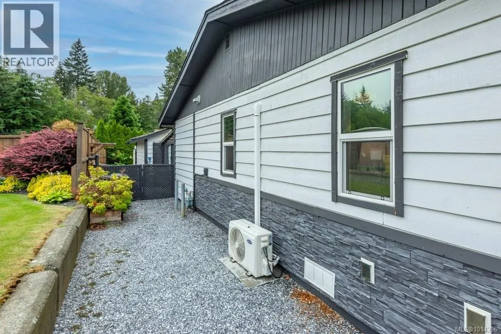 108 McPhedran Rd