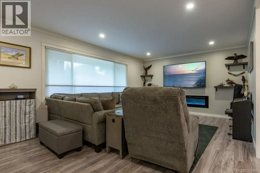 108 McPhedran Rd