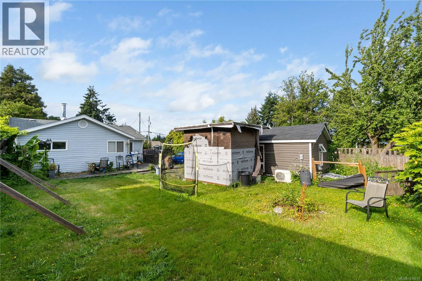 931 Dufferin St