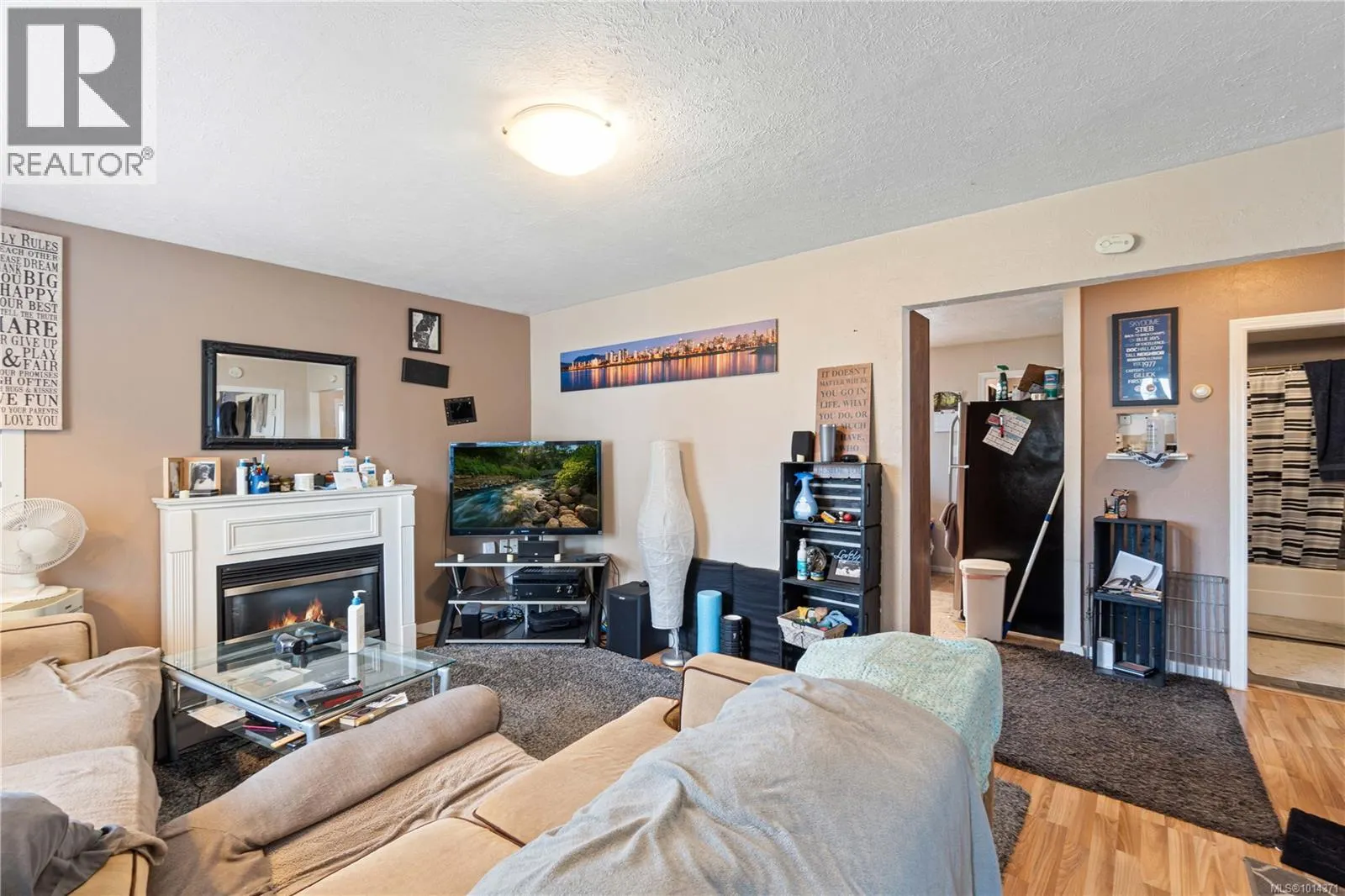 931 Dufferin St