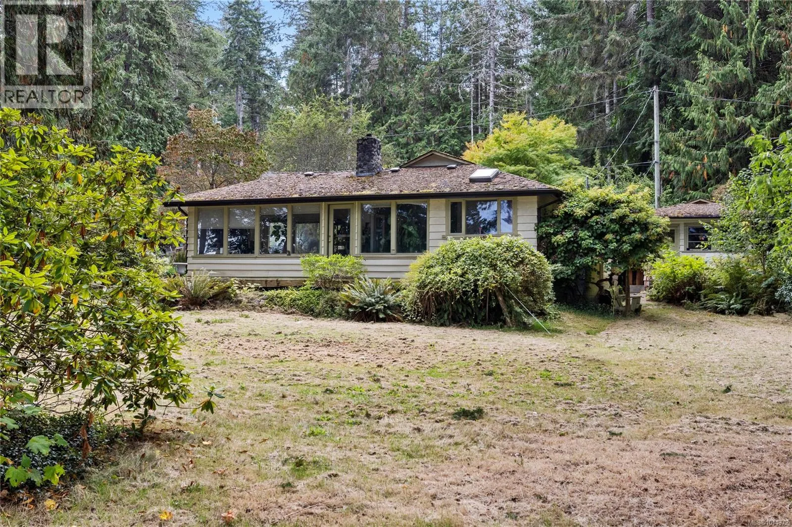 5171 Island Hwy W
