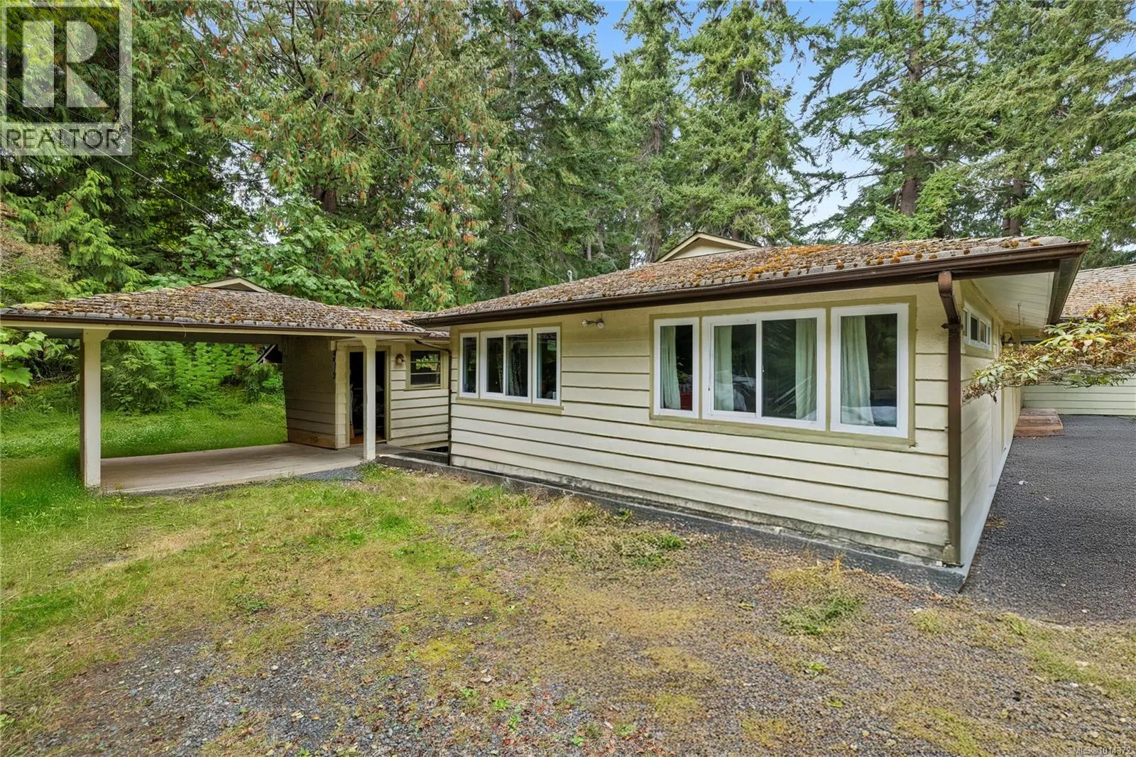5171 Island Hwy W
