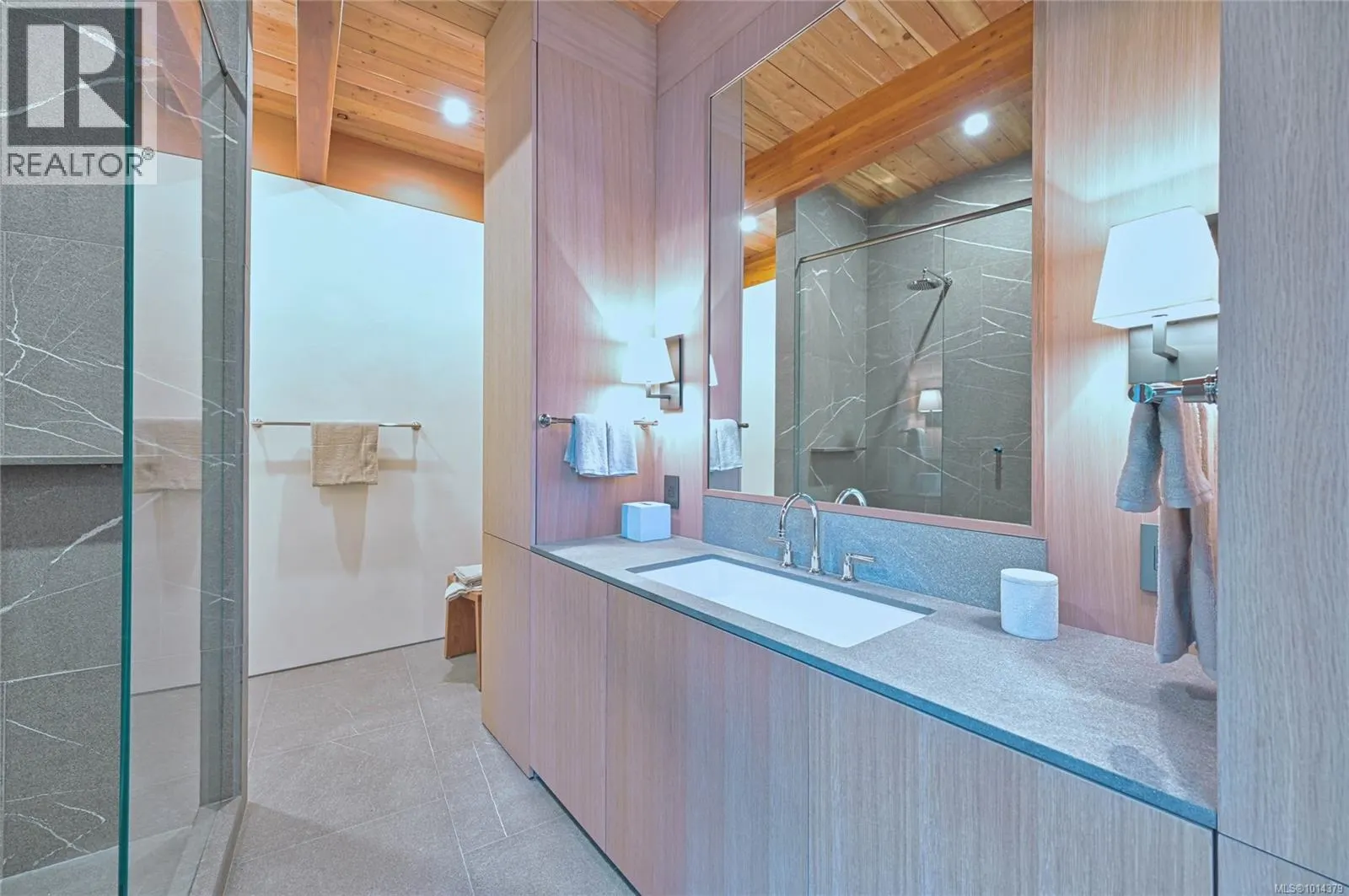 3200 Clam Bay Rd