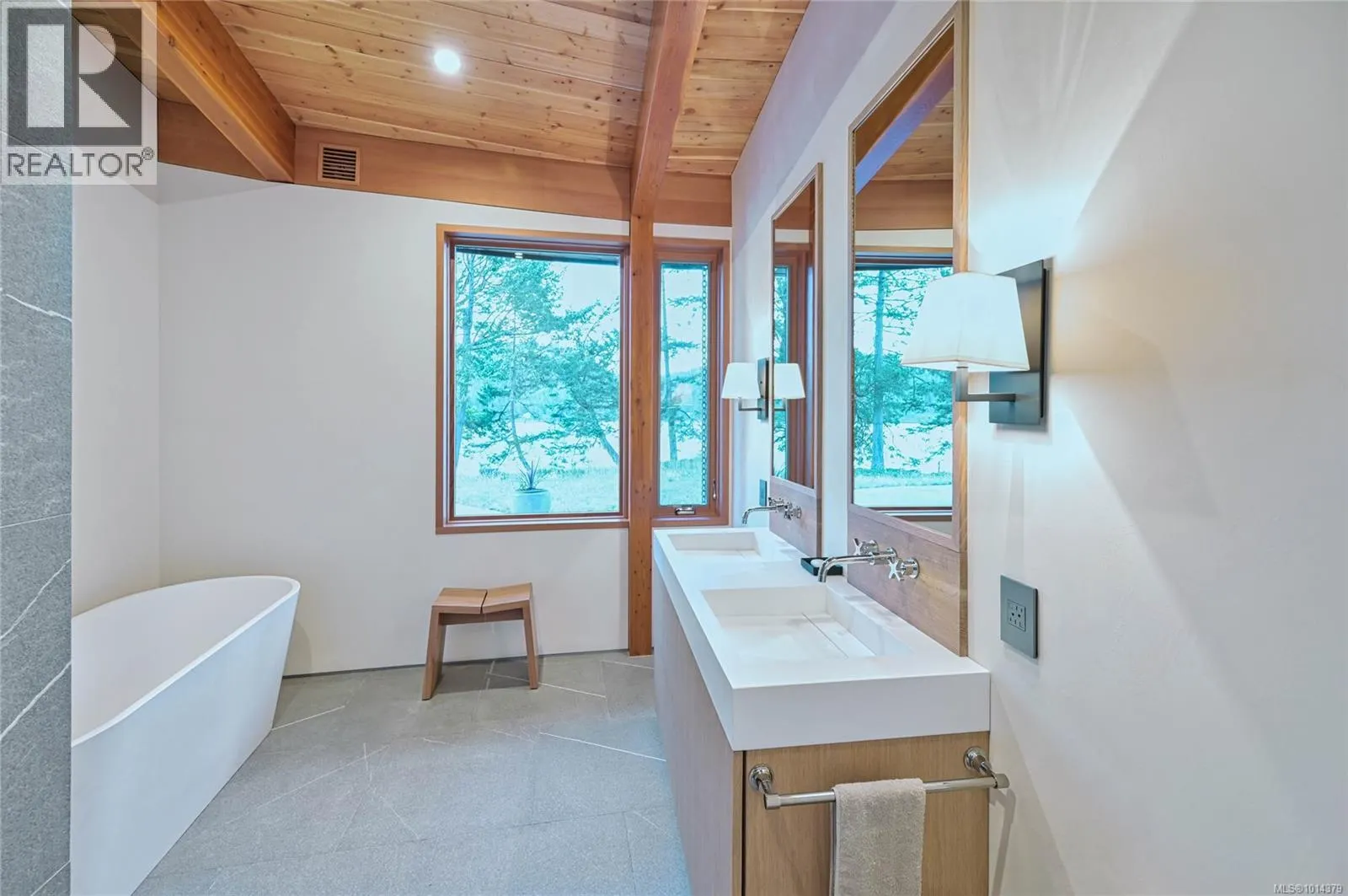 3200 Clam Bay Rd