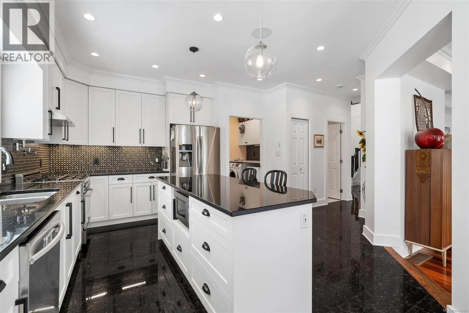 3447 Resolution Way