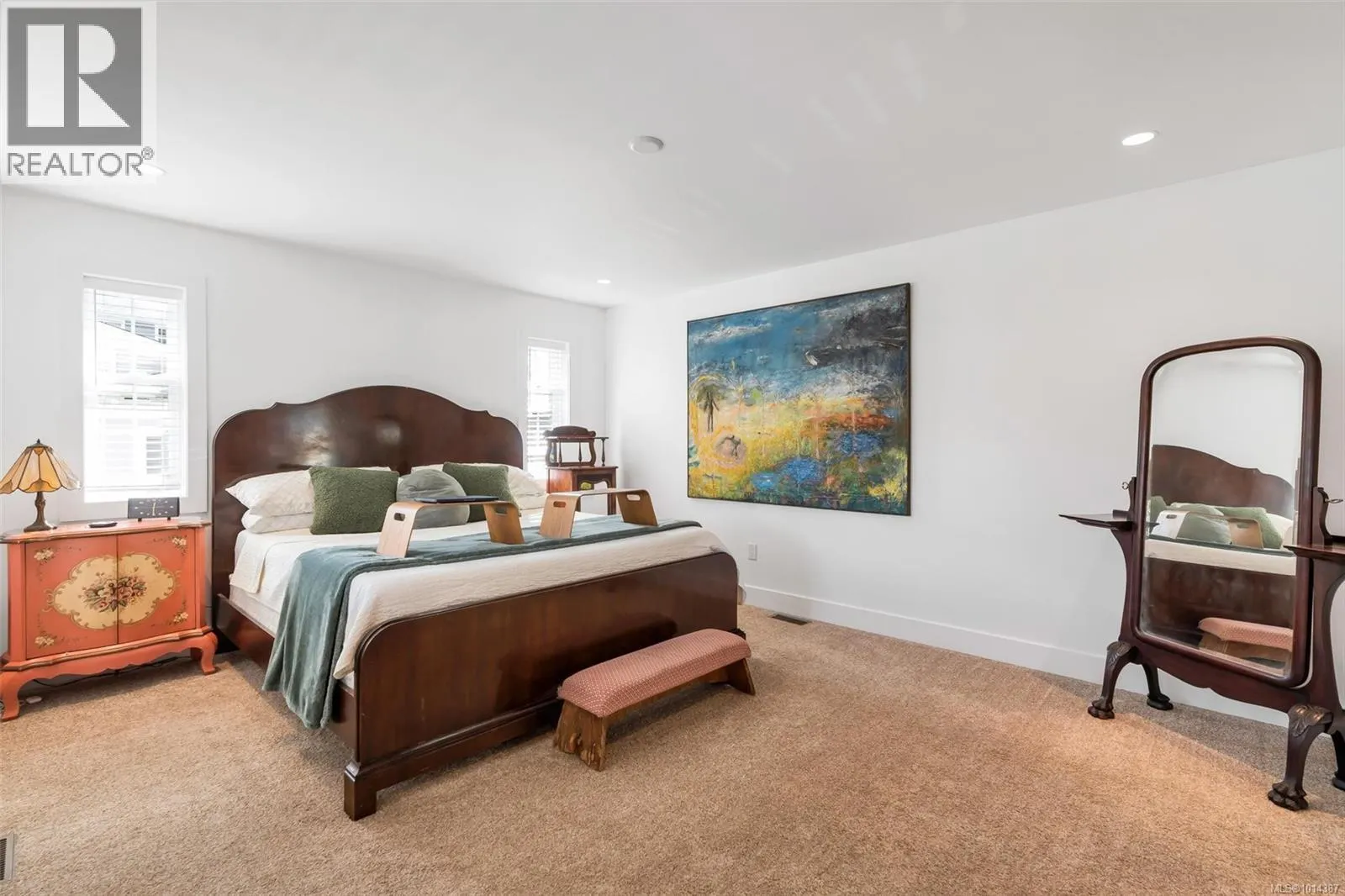 3447 Resolution Way
