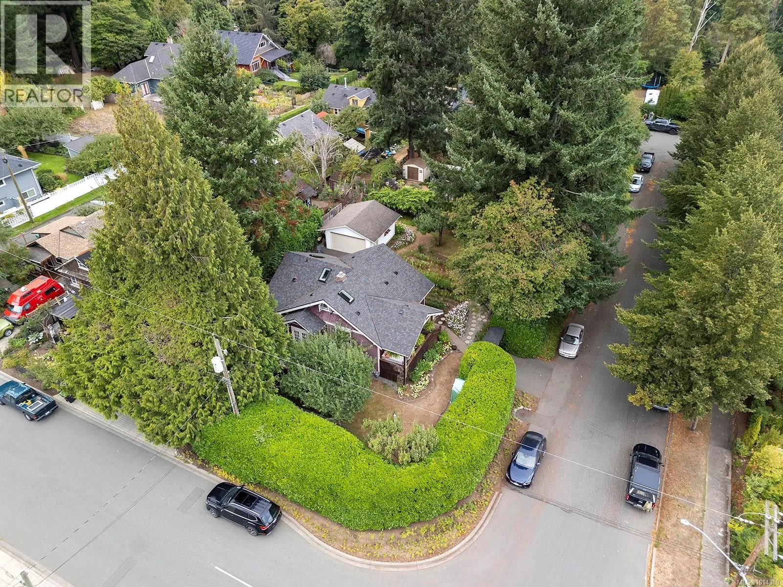 185 Duncan Ave