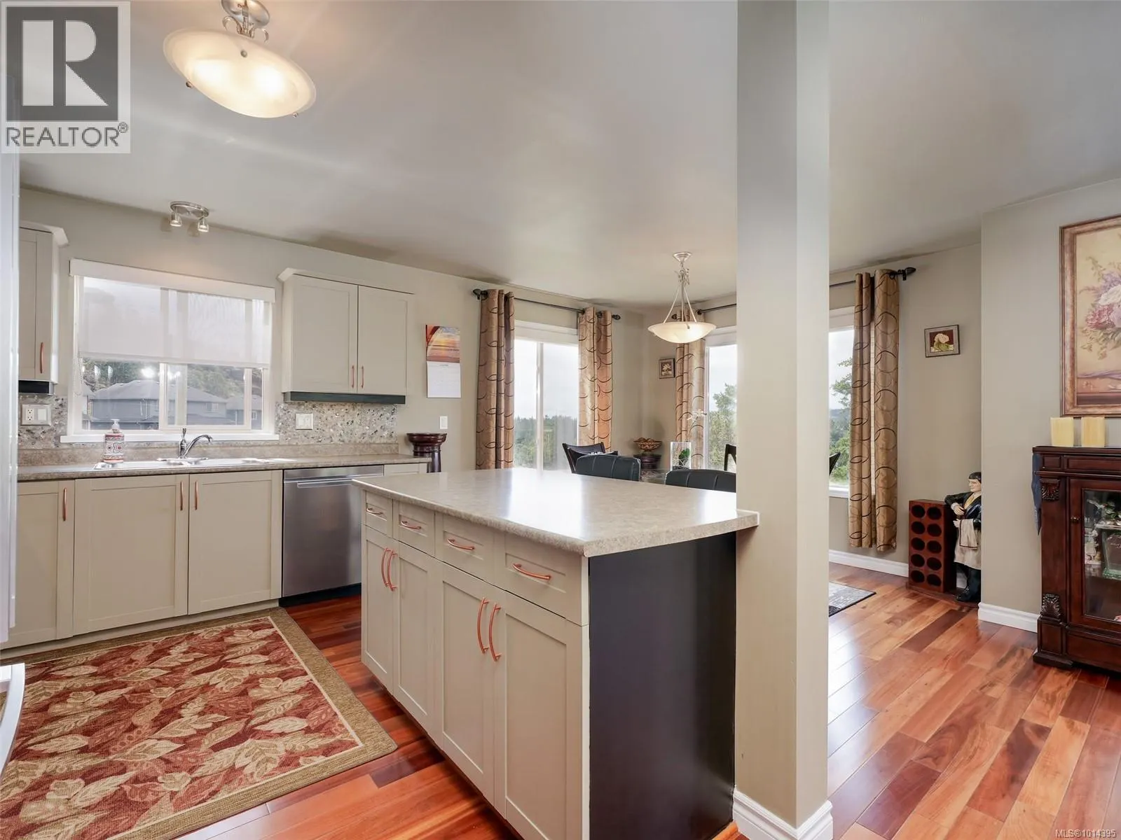 641 Olympia Ridge