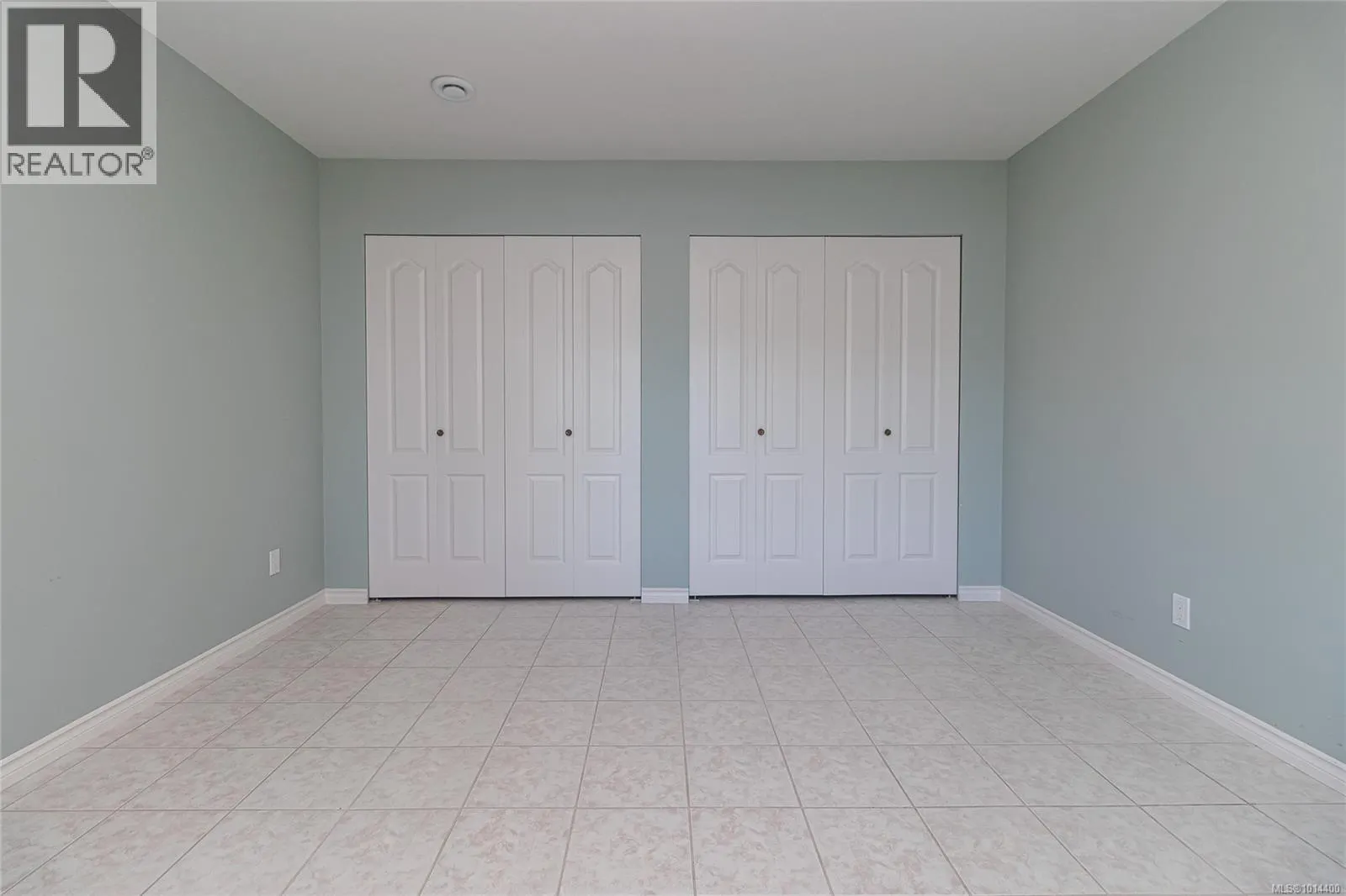 515 Marine View