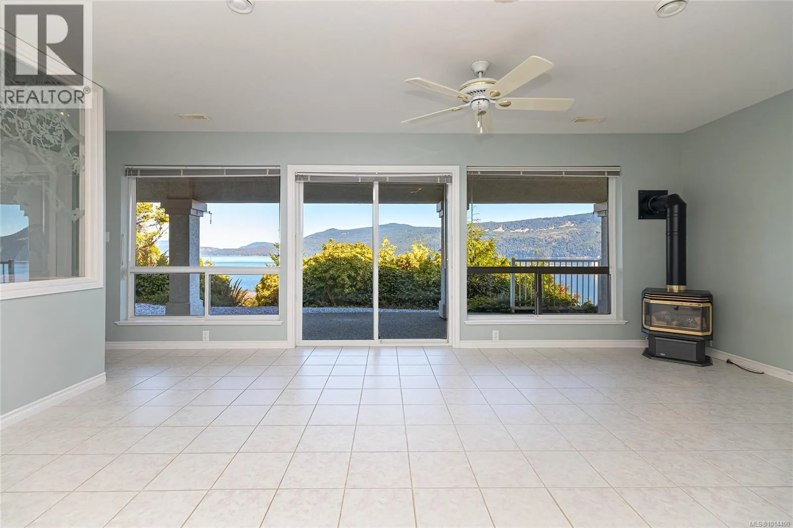 515 Marine View