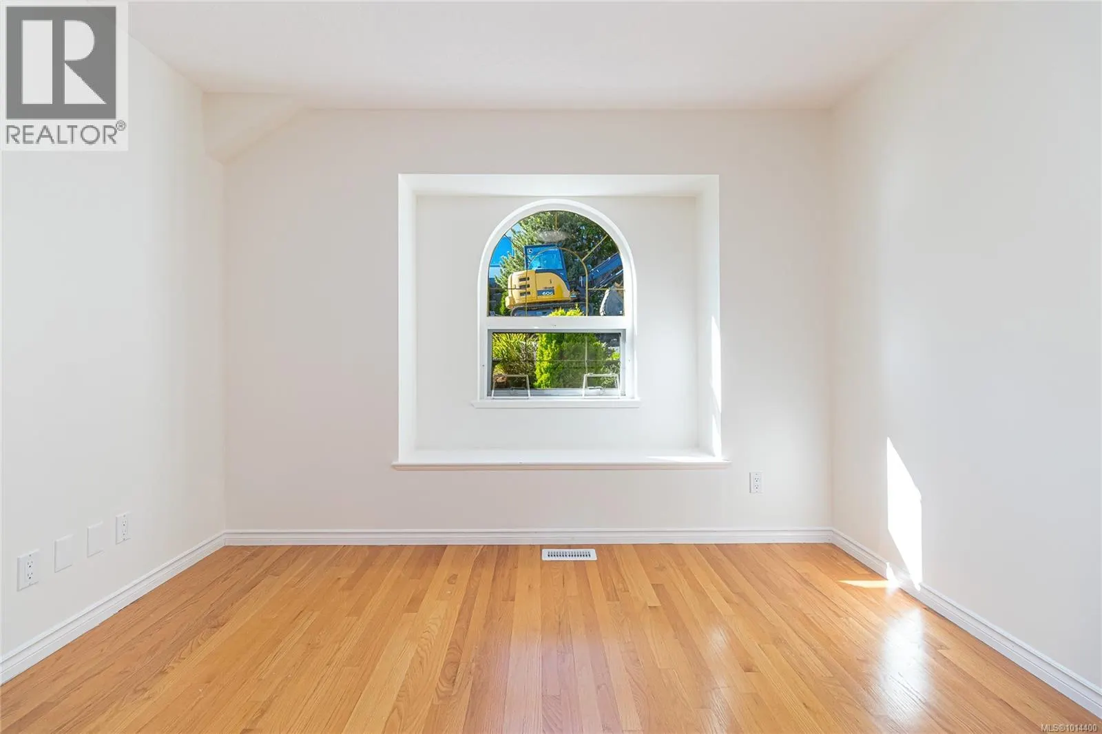 515 Marine View