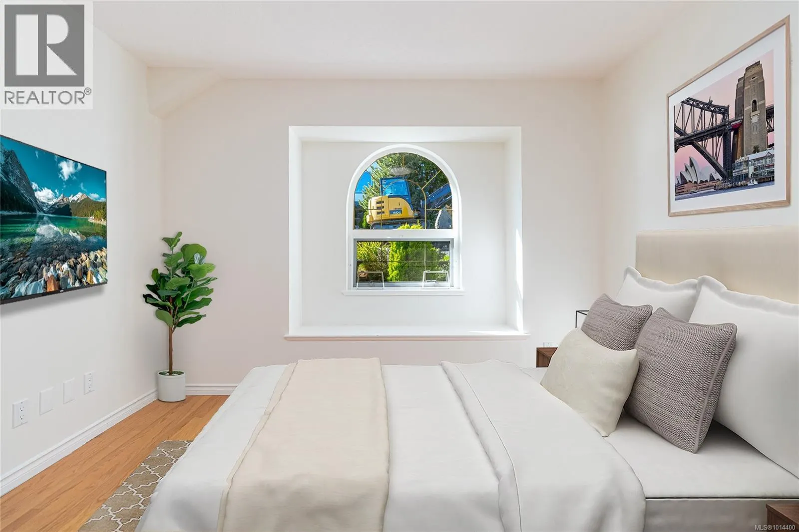 515 Marine View