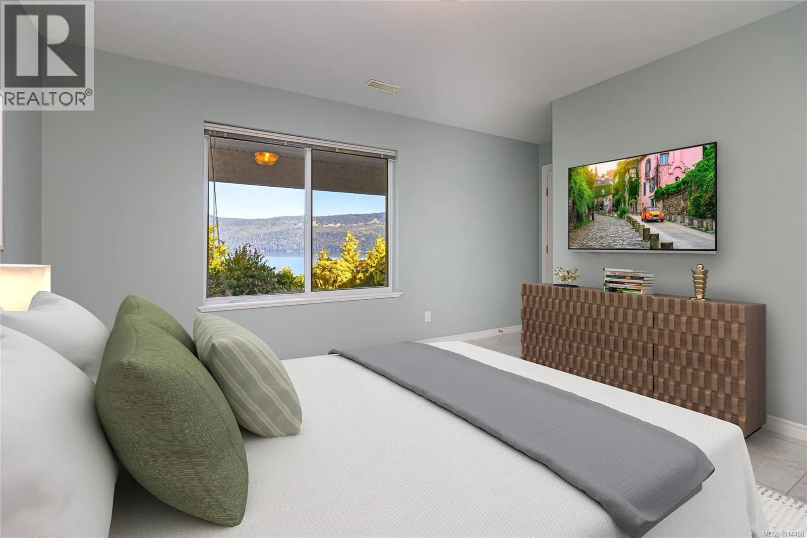 515 Marine View