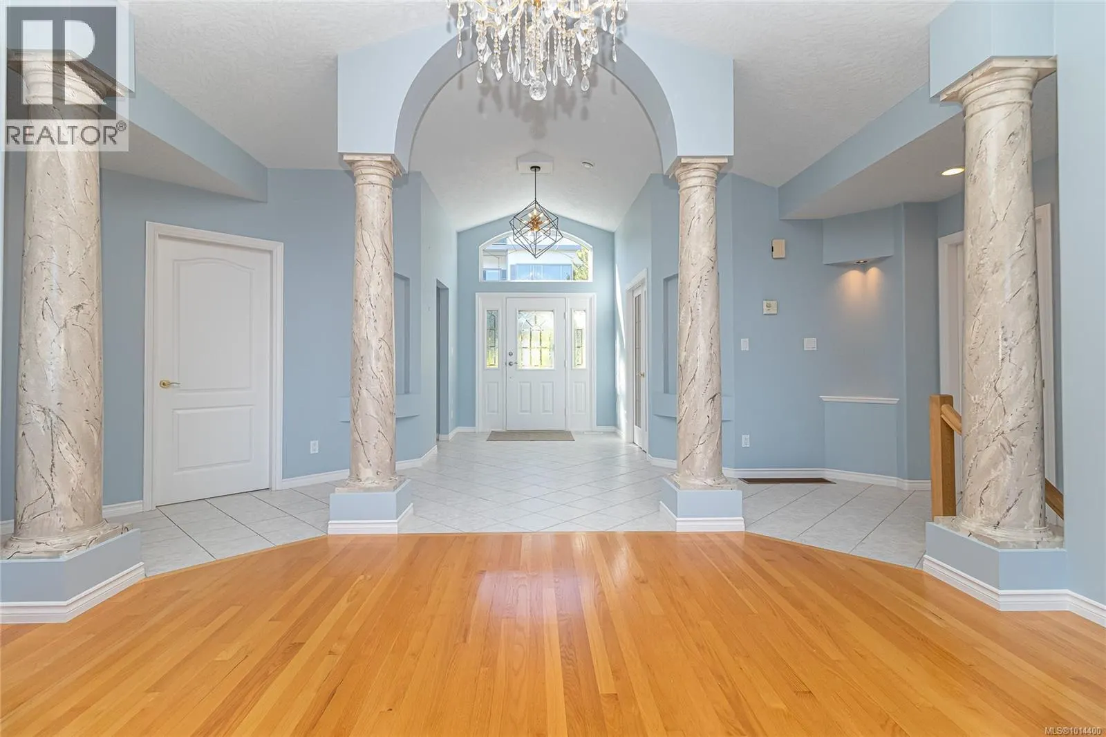 515 Marine View