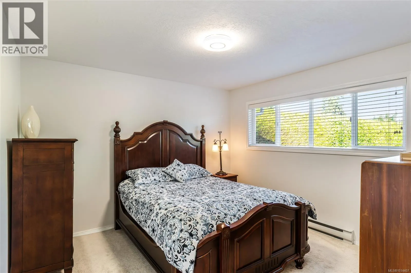 1600 Arbutus Dr