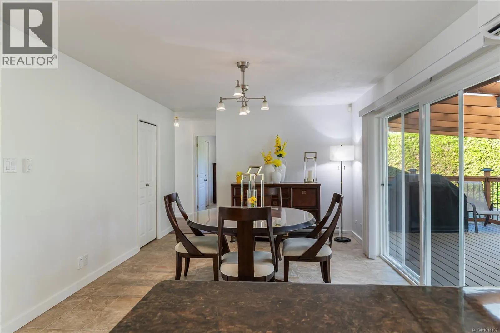 1600 Arbutus Dr