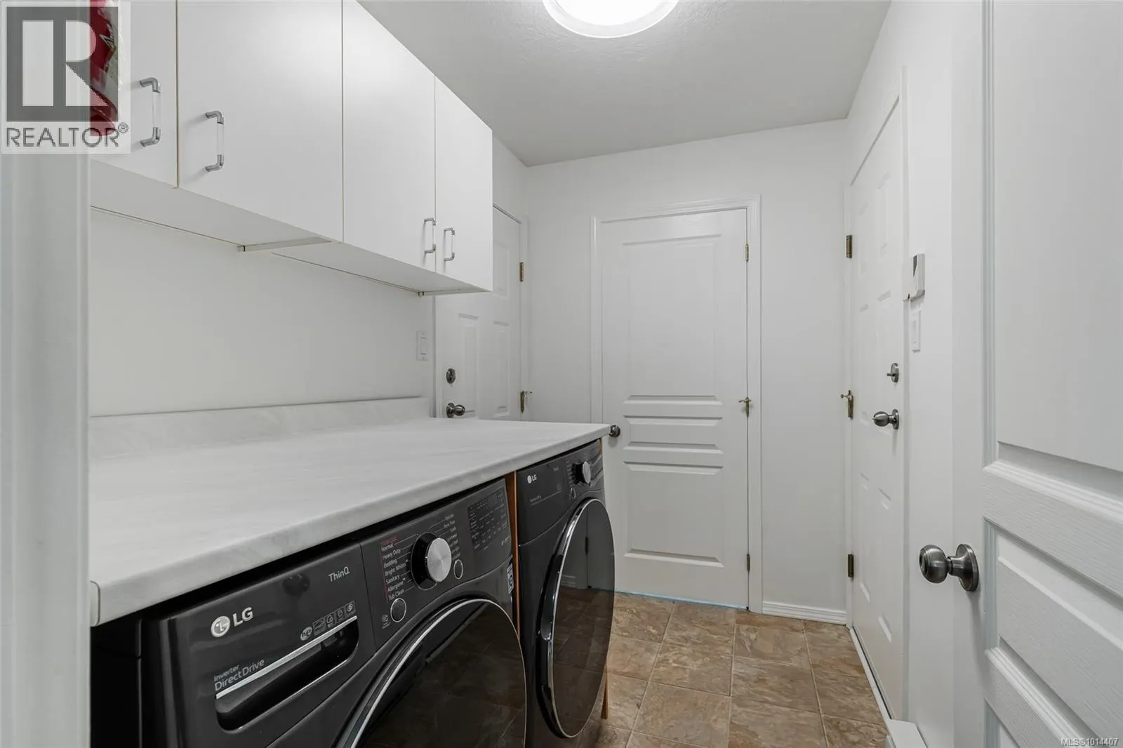 1600 Arbutus Dr