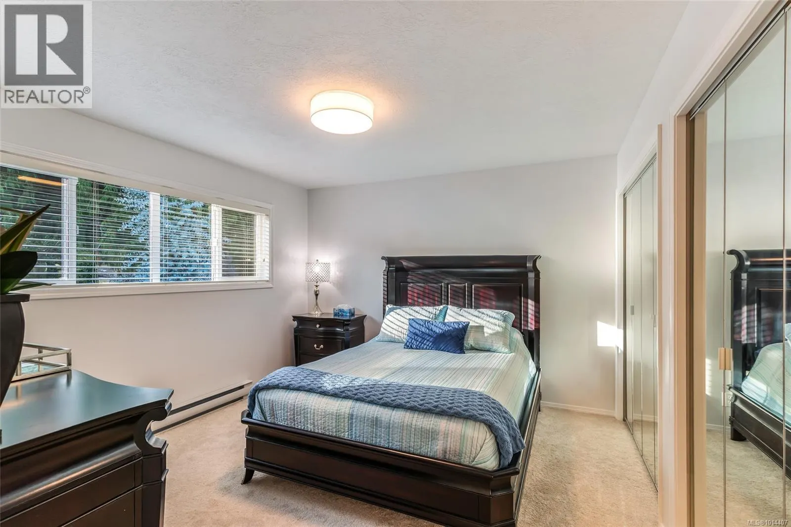 1600 Arbutus Dr