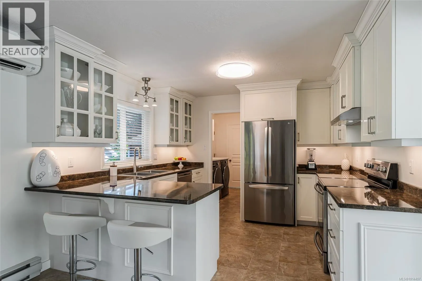 1600 Arbutus Dr