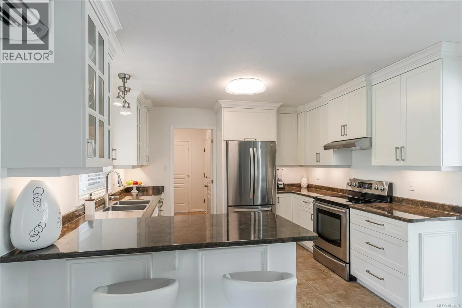 1600 Arbutus Dr