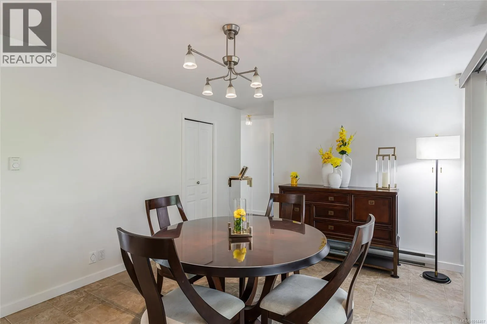 1600 Arbutus Dr