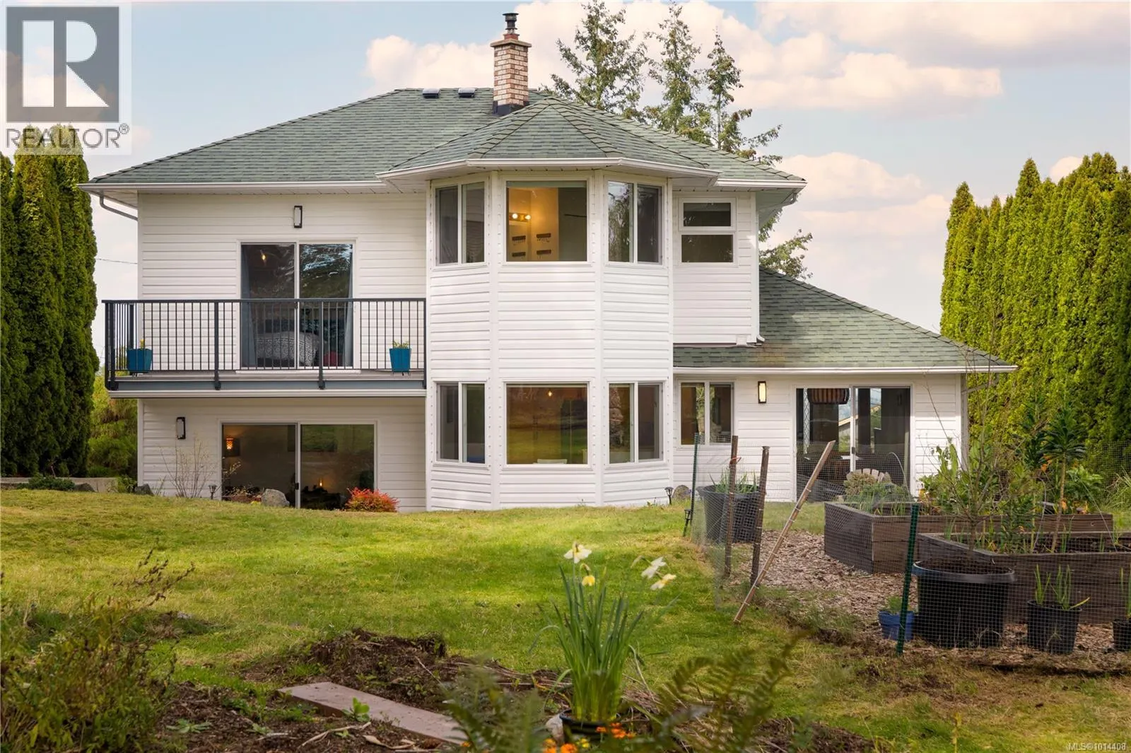 1247 Selkirk Dr
