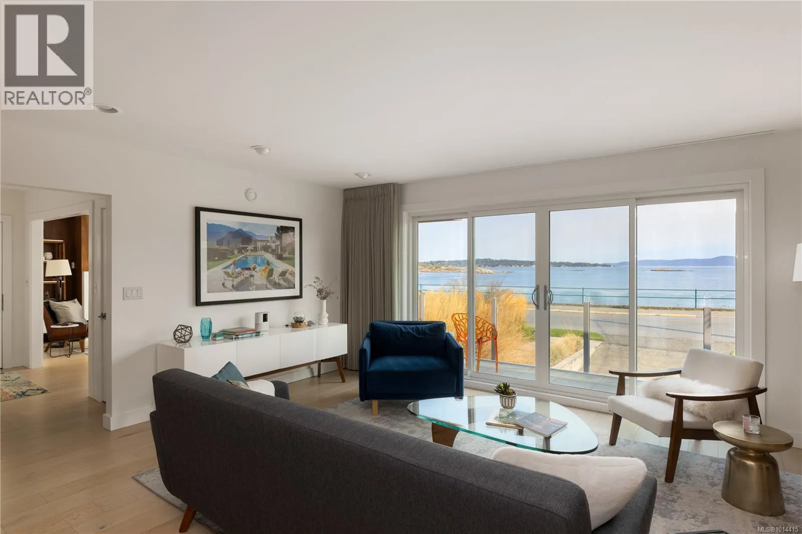 1250 Beach Dr