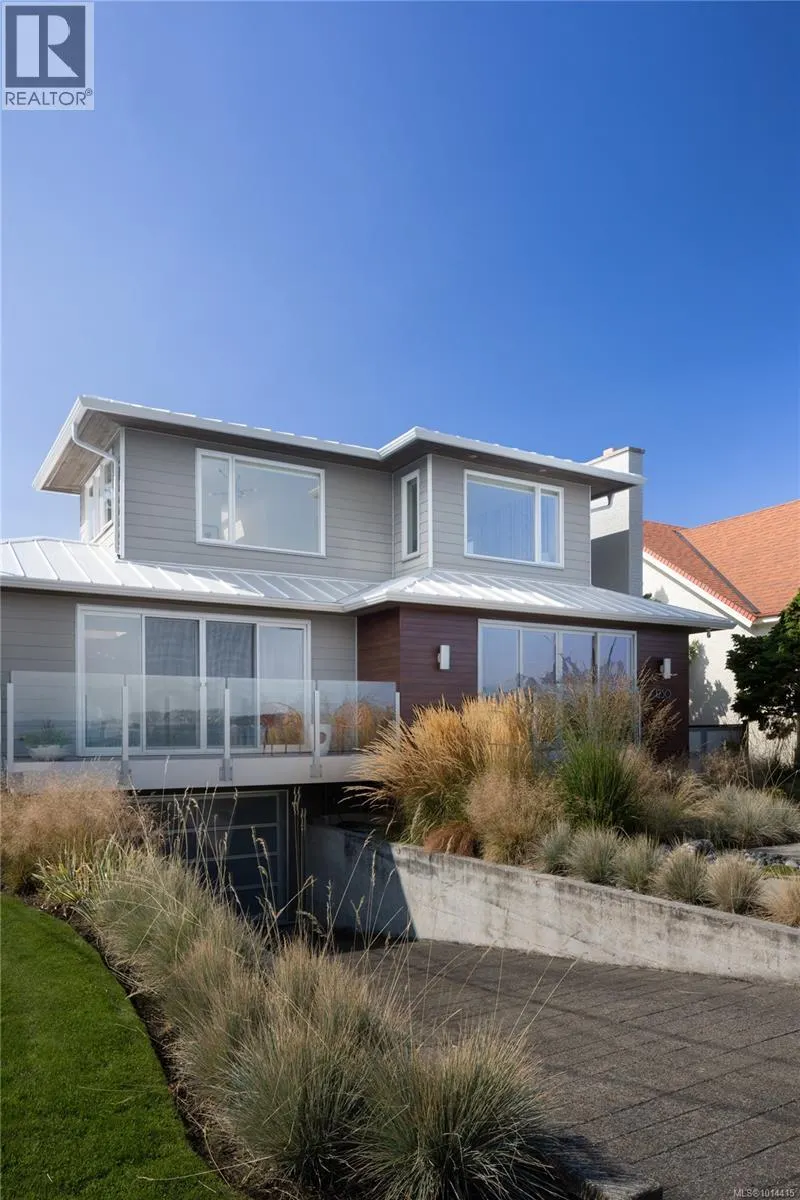 1250 Beach Dr