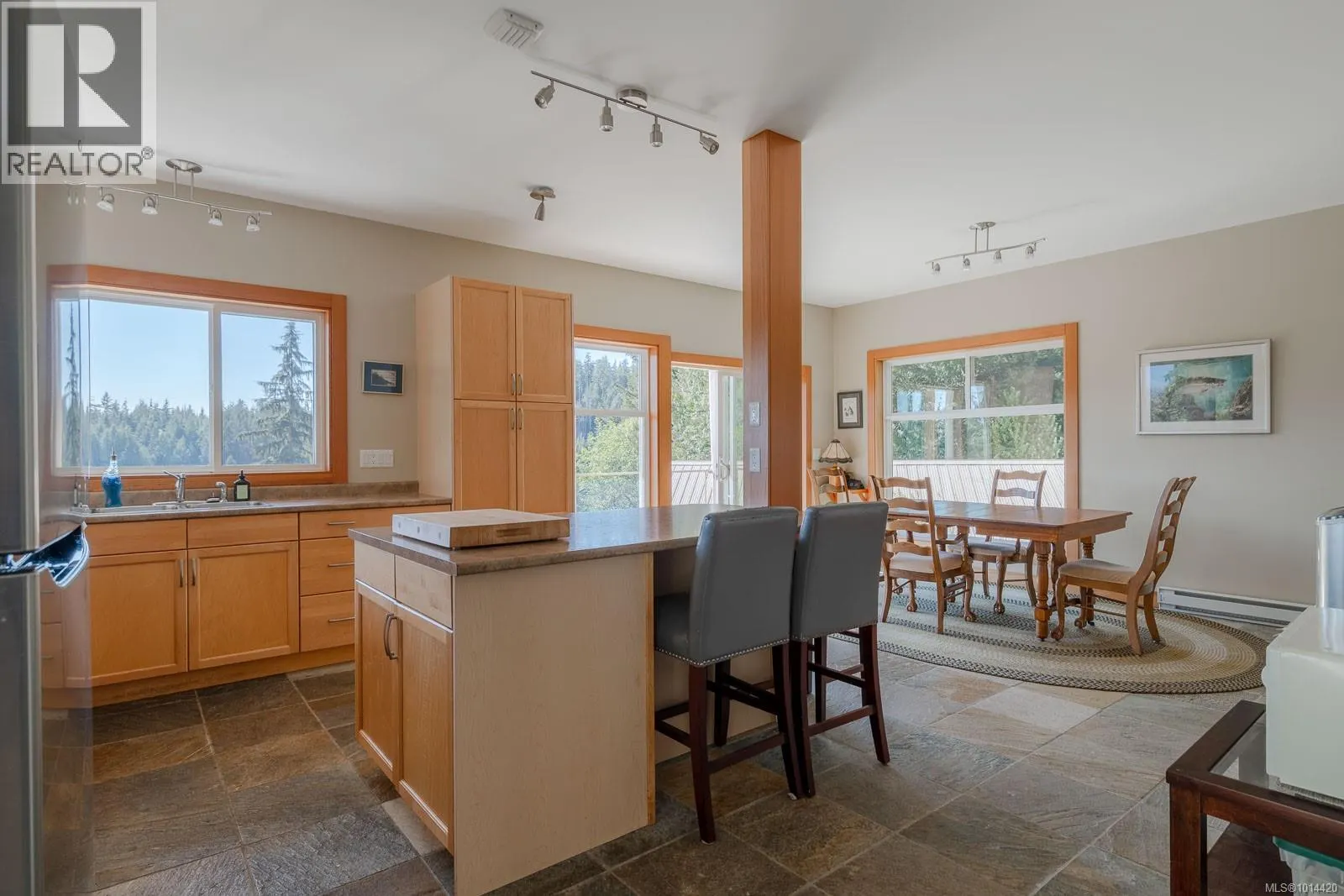 29 Haggard Cove