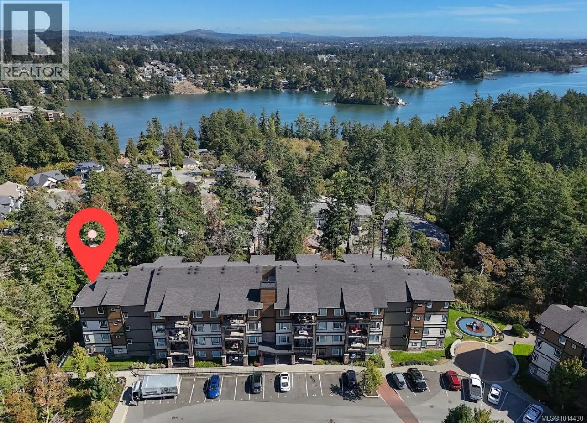 403 290 Wilfert Rd