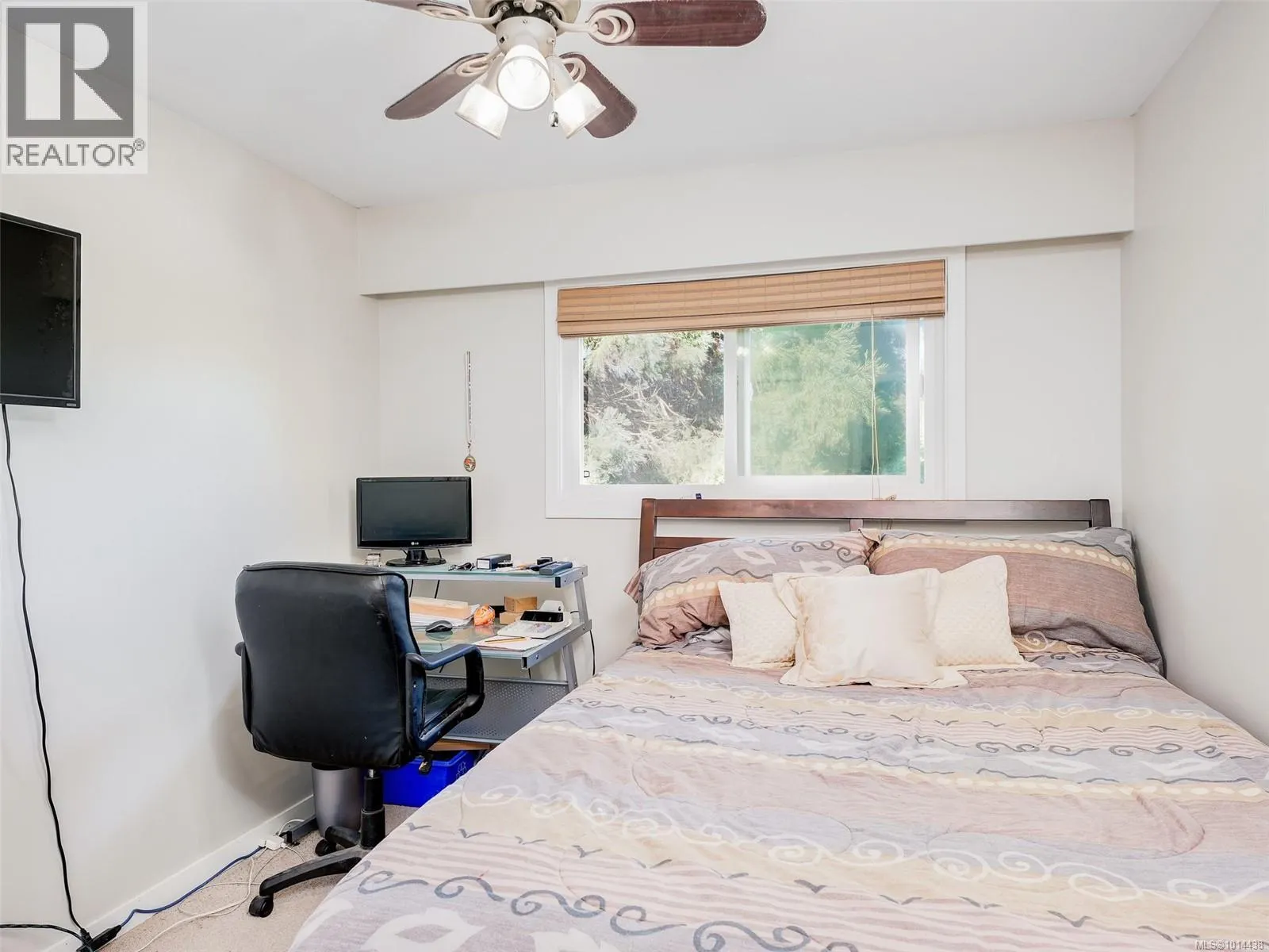 727 Paskin Way