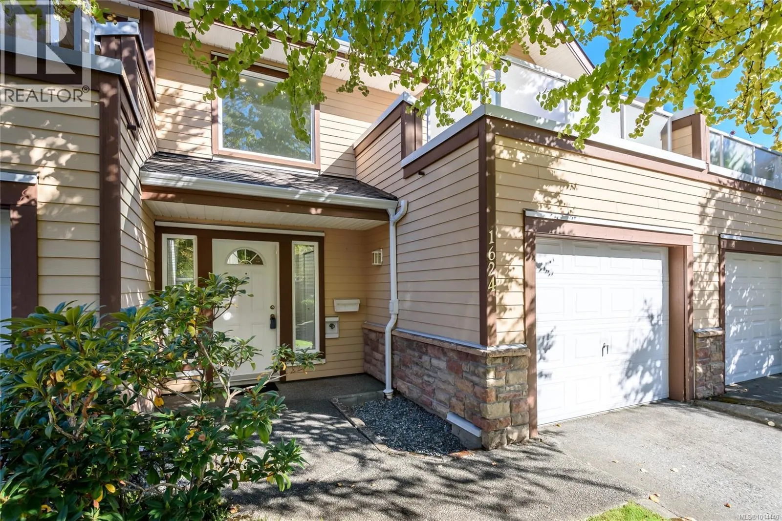 1624 Creekside Dr