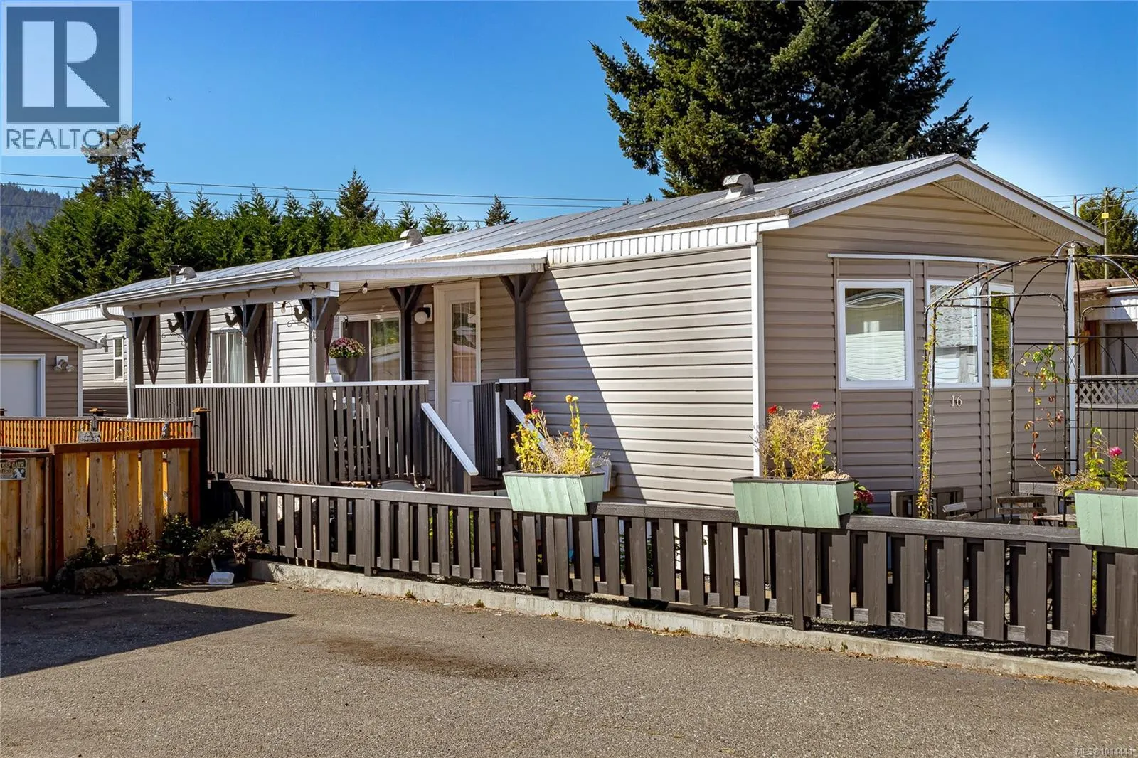 16 2847 Sooke Lake Rd