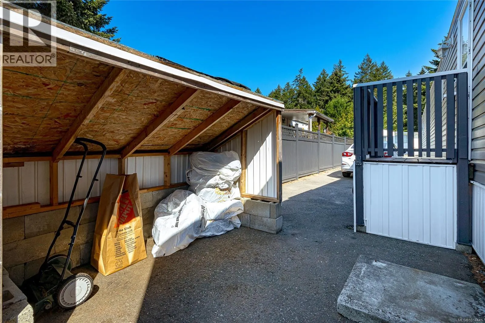 16 2847 Sooke Lake Rd