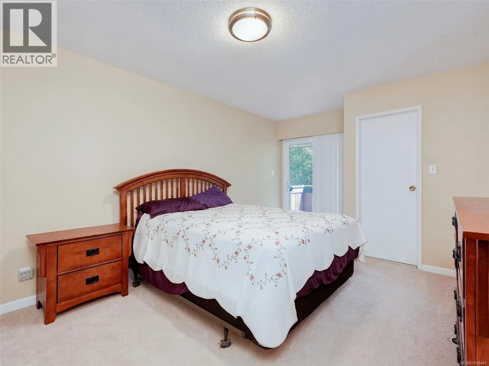 4433 Majestic Dr